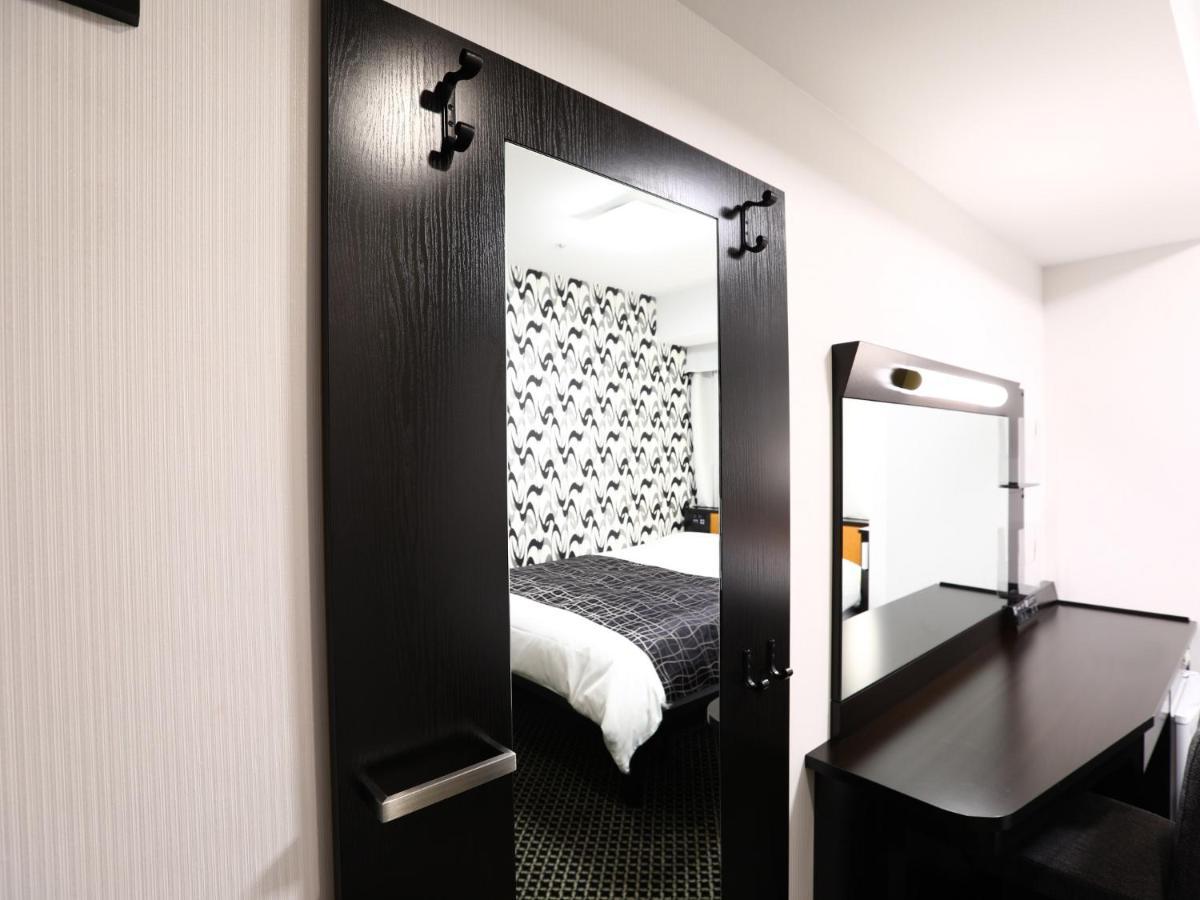 Apa Hotel Nishifunabashi Ekimae Екстер'єр фото